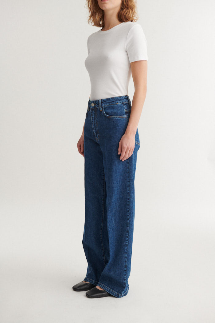 basic-apparel-enya-jeans-mid-blue-bio-wide-leg-damen image 3