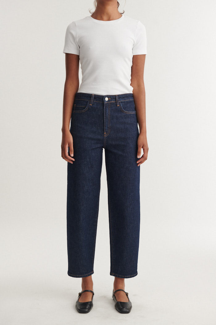 basic-apparel-ea-rinse-wash-jeans-raw-denim-bio-baumwolle image 1