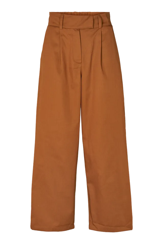basic-apparel-vinona-monks-robe-hose-bio-baumwolle-falten image 1