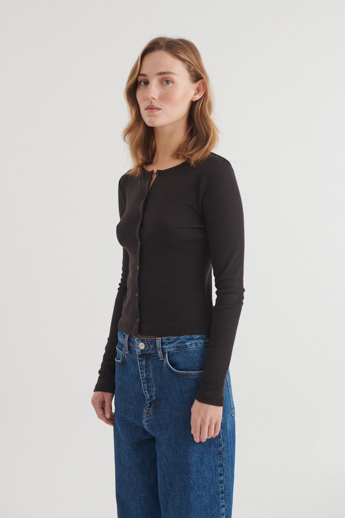 basic-apparel-arense-ba140-11-strickjacke-schwarz-bio-baumwolle image 2