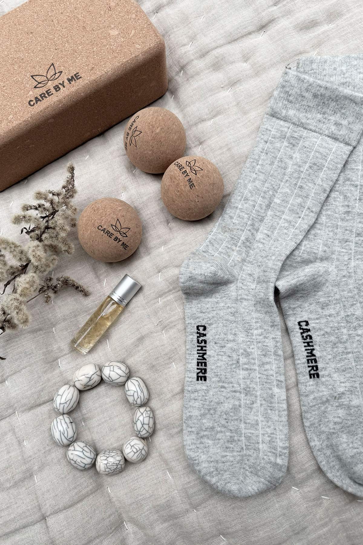 care-by-me-trigger-ball-massageball-kork-nature image 3