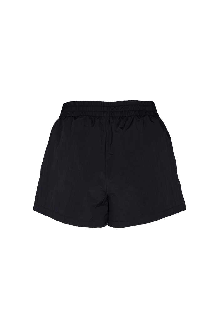 basic-apparel-viola-shorts-shorts-black-recycled-nylon image 5