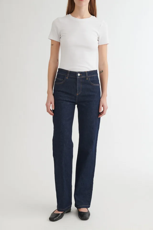 basic-apparel-elisa-rinse-wash-jeans-raw-denim-bio-baumwolle image 1