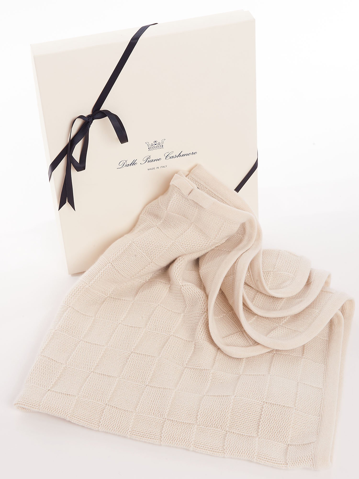 dalle-piane-cashmere-babydecke-mit-bord-re-himmel-100-kaschmir image 7