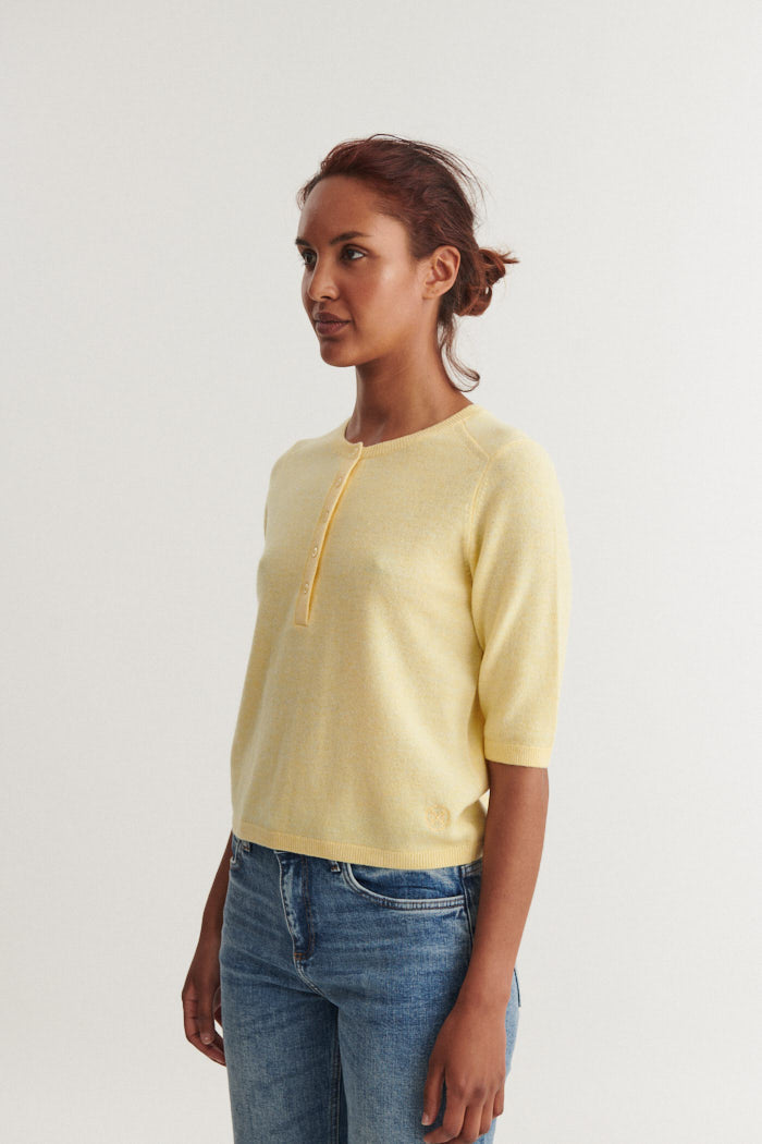 basic-apparel-selem-granddad-tee-sunlight-merino-shirt image 2
