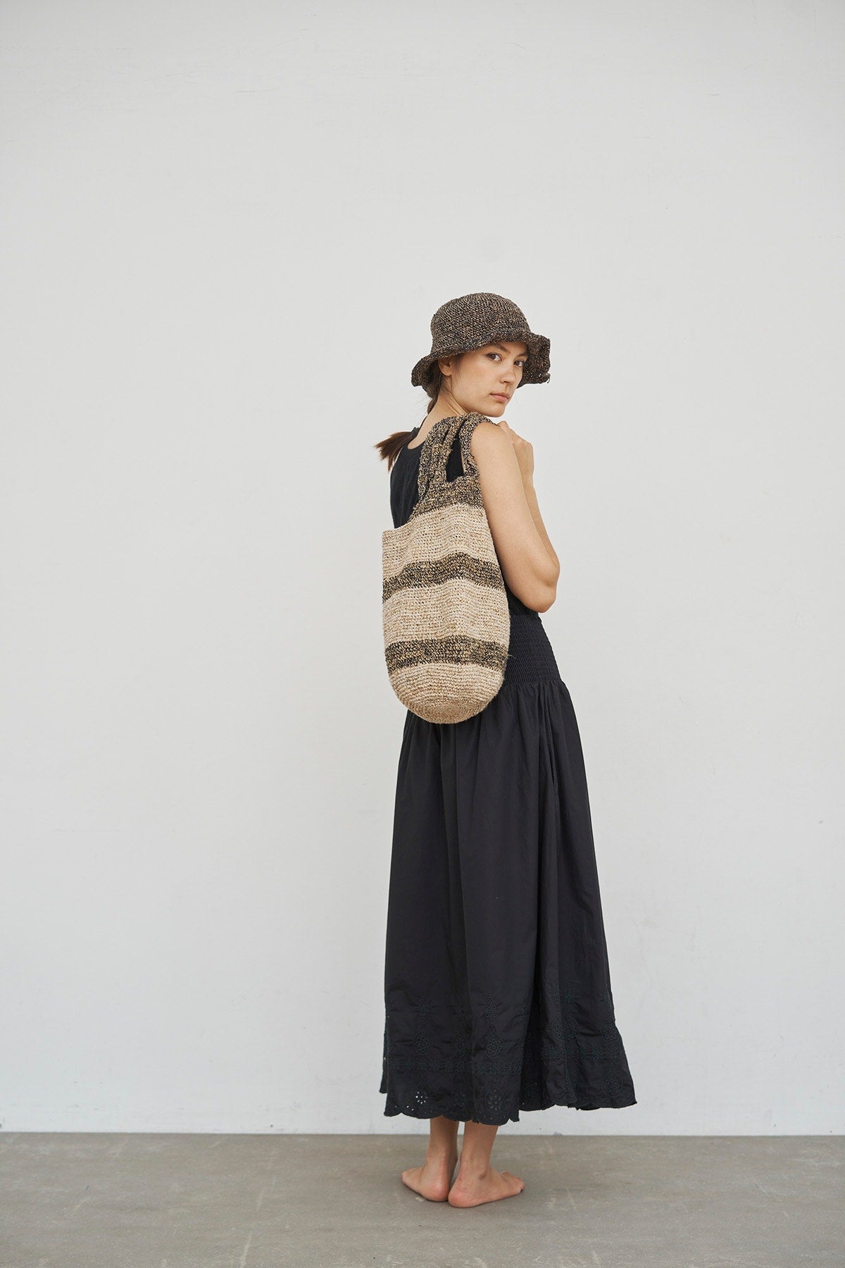 care-by-me-beach-bag-stripe-tasche-nature-black-hanf image 3