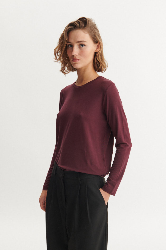 basic-apparel-jolanda-ls-tee-langarmshirt-port-royale-tencel image 2