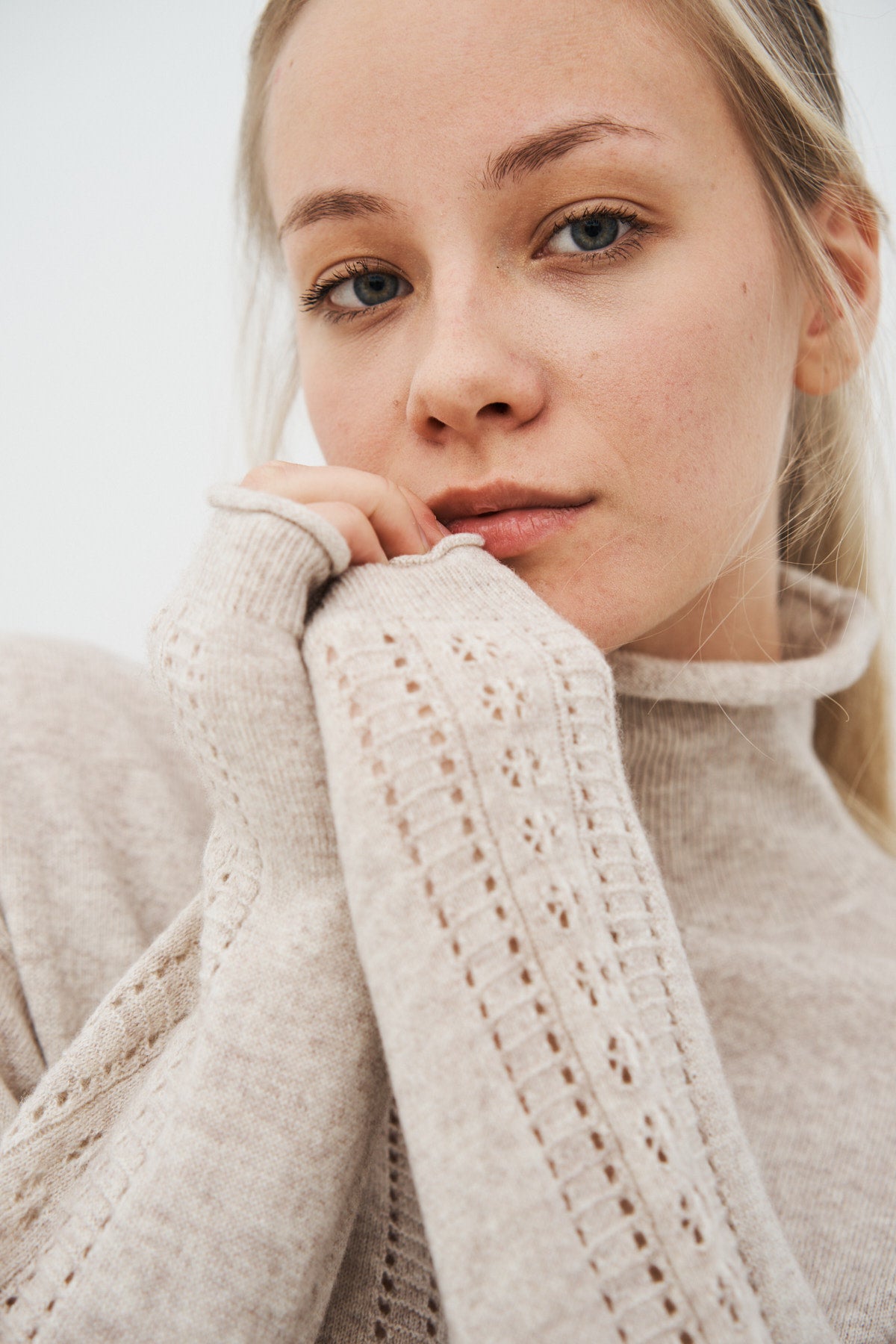 care-by-me-natacha-turtleneck-rollkragenpullover-dusty-brown-wolle image 7