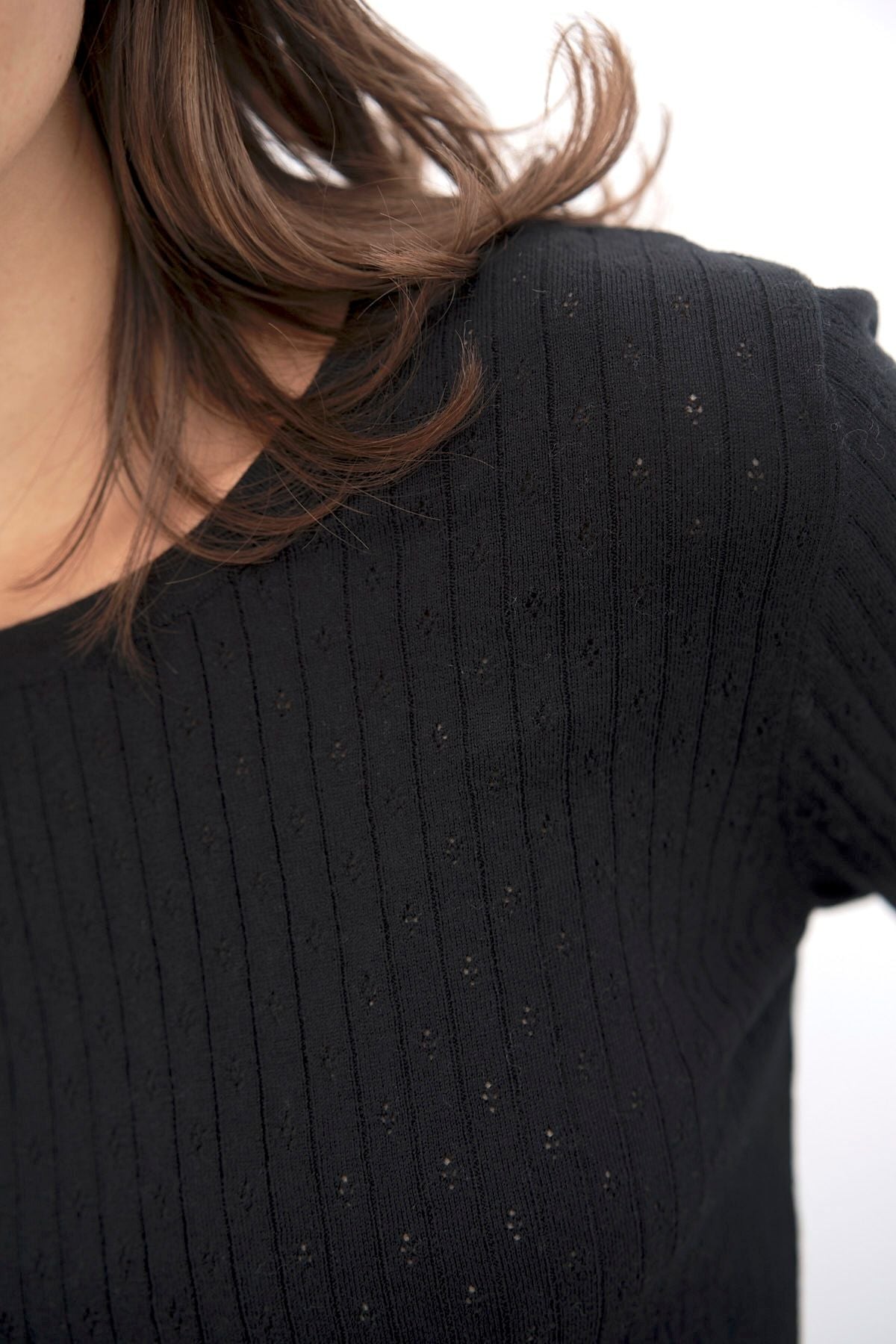 care-by-me-clara-longsleeve-shirt-schwarz-seide image 8