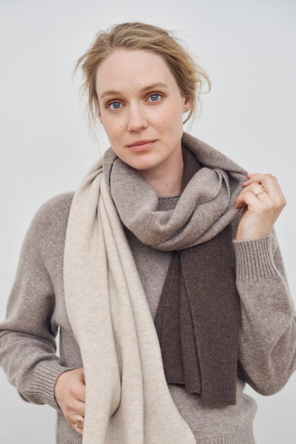 care-by-me-annabella-scarf-schal-kaschmir-braun-50x190 image 5