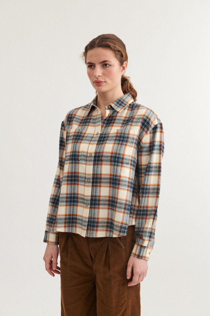 basic-apparel-kira-shirt-hemd-copen-blue-bio-baumwolle image 2
