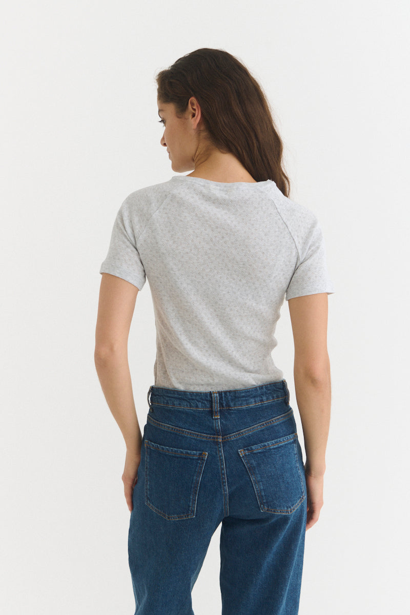basic-apparel-arense-ba140-04-t-shirt-bio-grau-lochmuster image 4