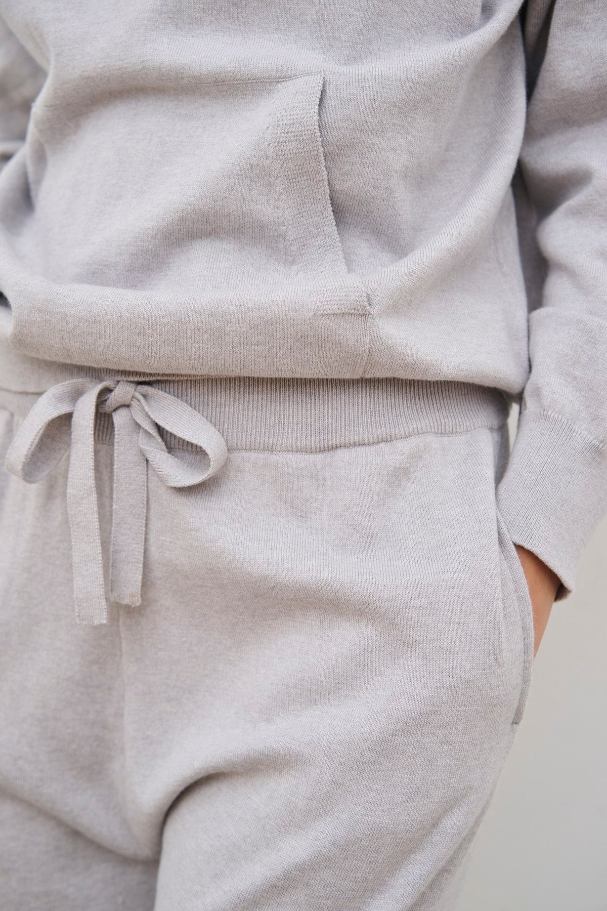 care-by-me-knit-chloe-hoodie-kapuzenpullover-dark-sand-kaschmir image 7