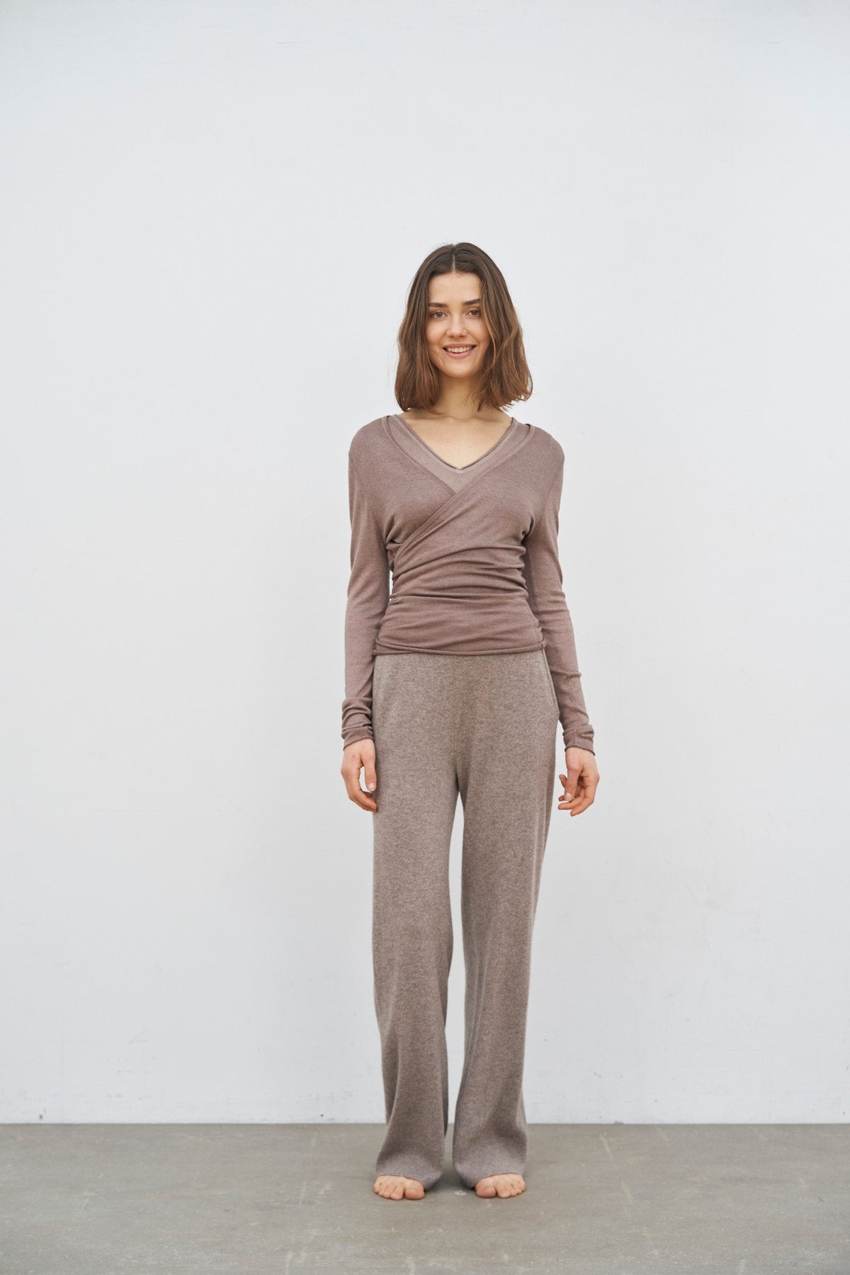 care-by-me-flow-wrap-cardigan-smoke-kaschmir-wickelcardigan image 4