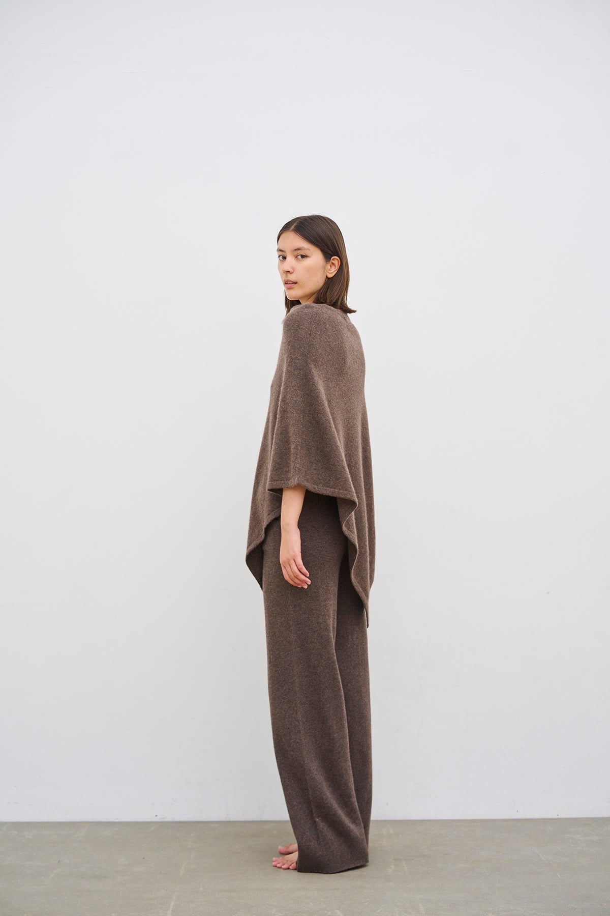 care-by-me-lise-poncho-kaschmir-dunkelgrau-os image 8