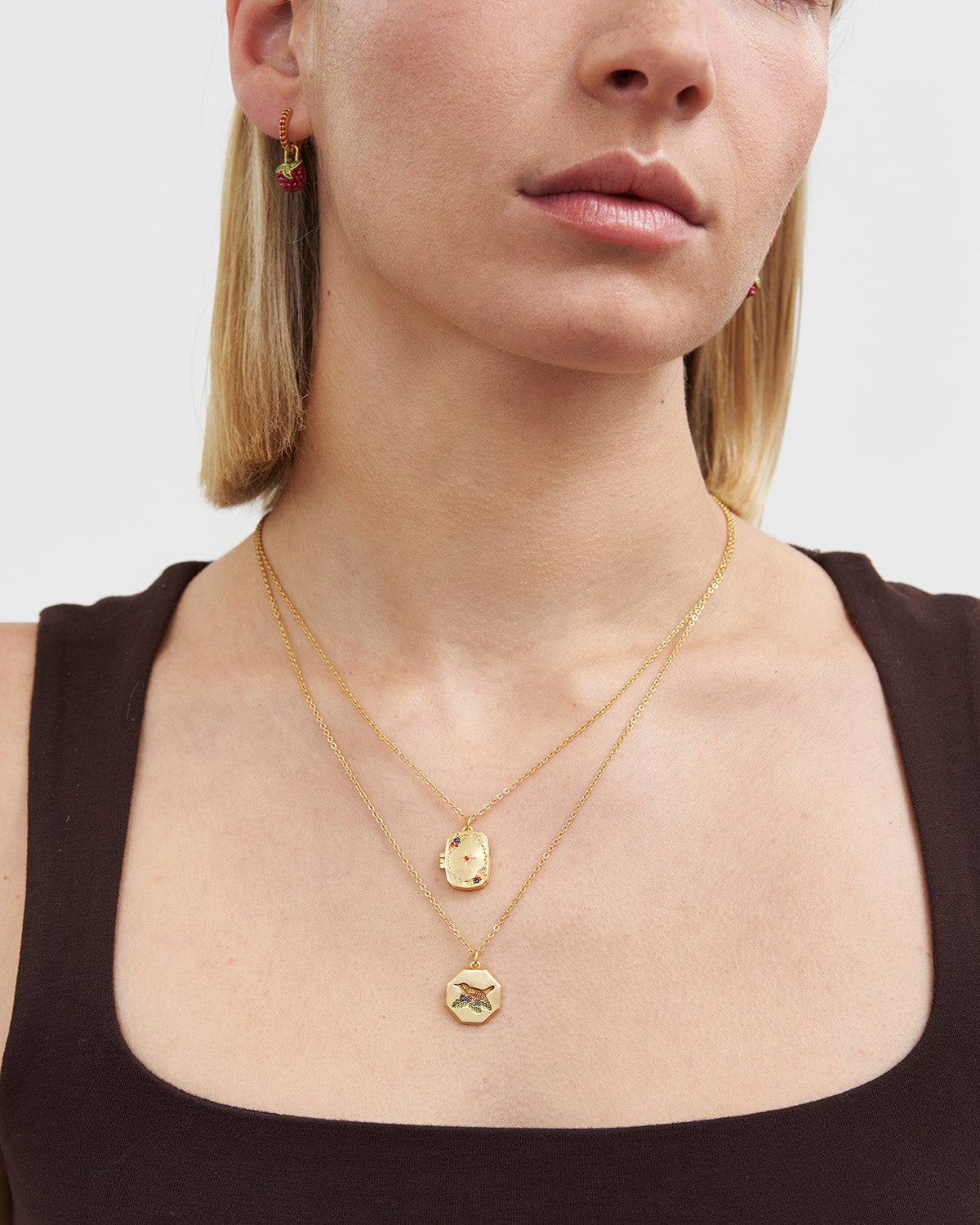 fable-england-orla-hedgerow-medaillon-kette-gold image 2