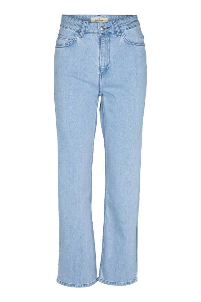 basic-apparel-ellen-jeans-light-wash-bio-mom-fit image 1