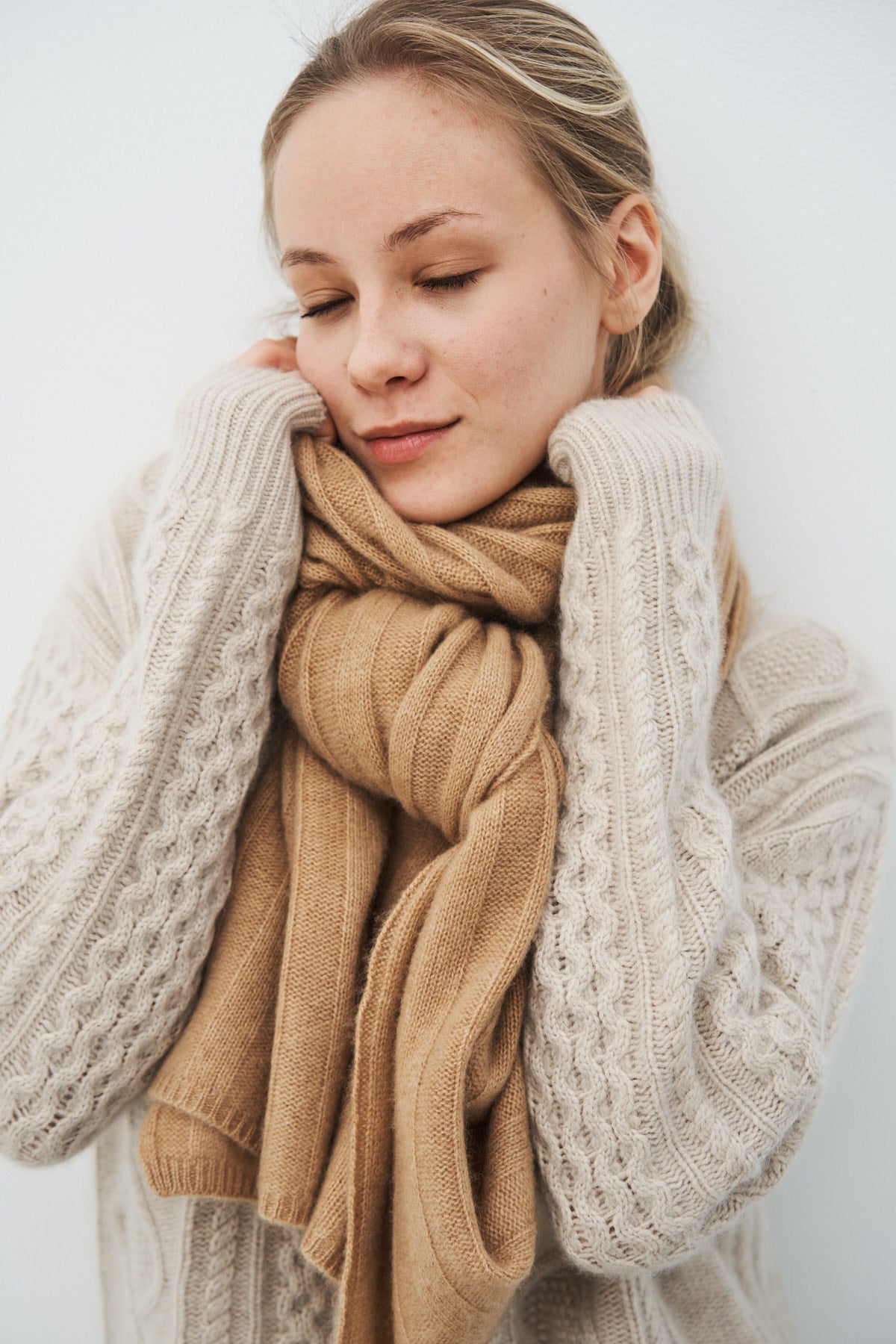 care-by-me-knit-malou-sweater-kaschmir-pullover-wheat image 7