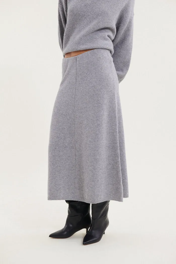 basic-apparel-lise-3-4-skirt-strickrock-light-grey-wollmix image 1