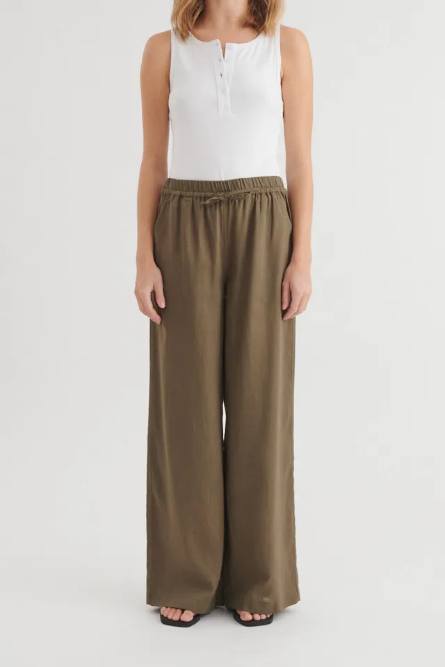 basic-apparel-carina-pants-leinenhose-sea-turtle-gr-n image 1