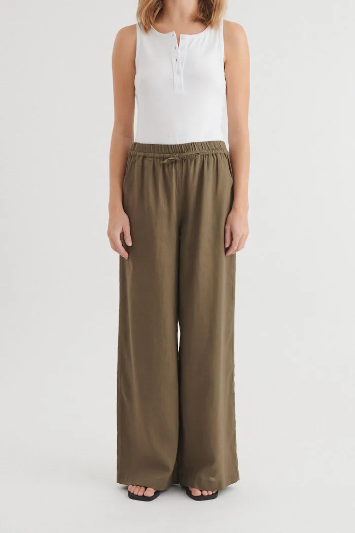 basic-apparel-carina-pants-leinenhose-sea-turtle-gr-n image 1