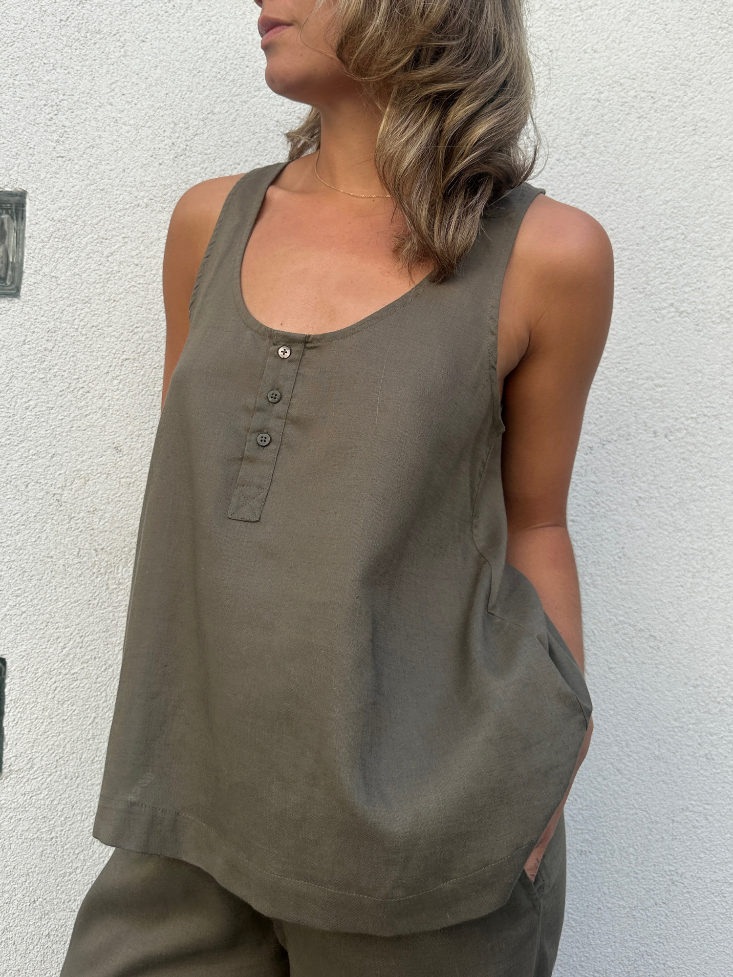 basic-apparel-carina-tank-top-sea-turtle-leinen-damen image 2