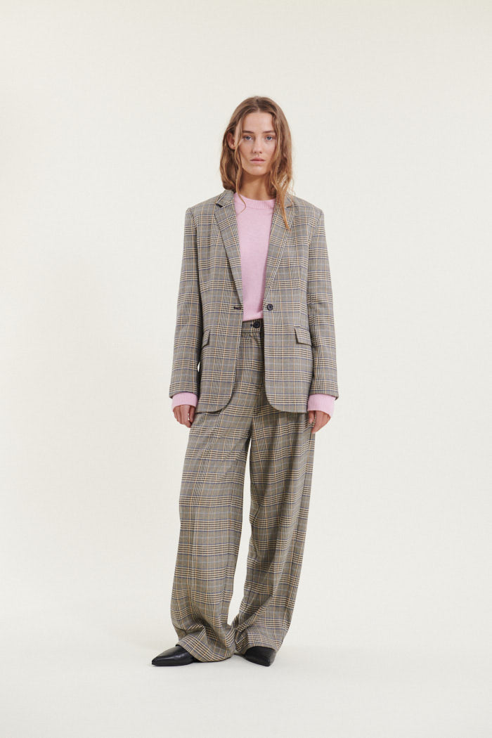 basic-apparel-marjorie-blazer-khaki-schwarz-gemustert image 4