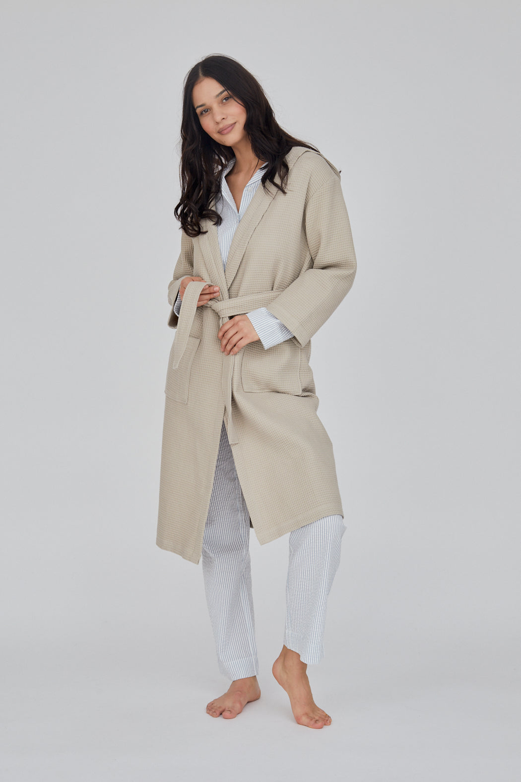 basic-apparel-nora-long-robe-morgenmantel-feather-gray image 2
