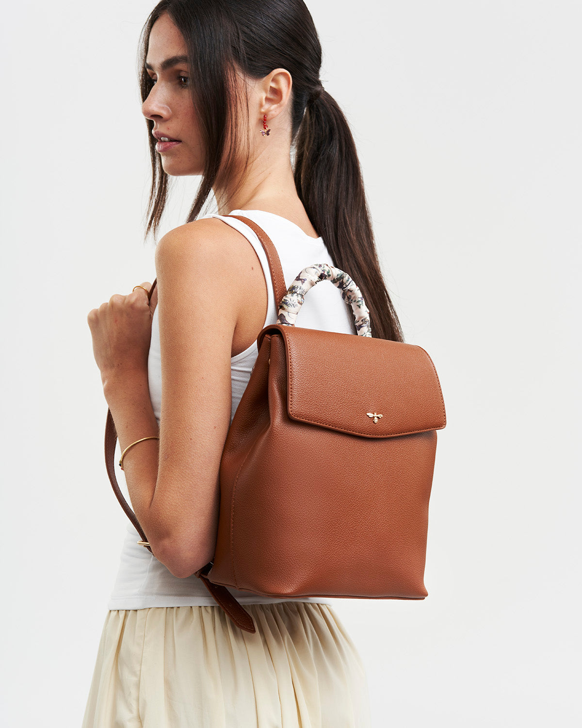 fable-england-laura-rucksack-tan-kunstleder-klein image 2