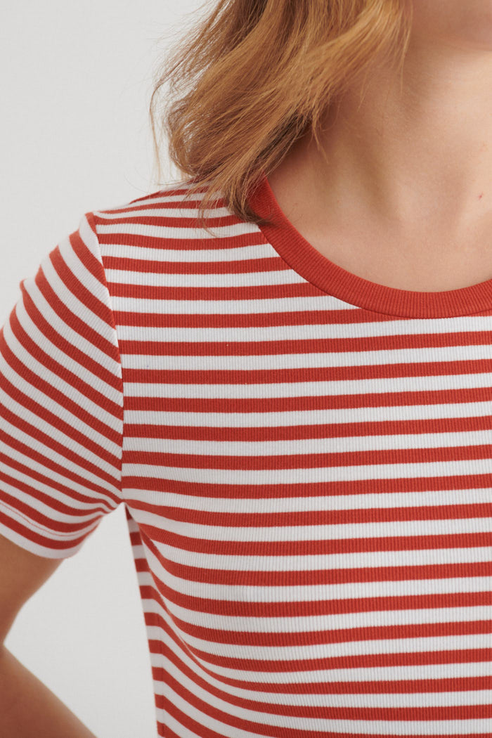 basic-apparel-ludmilla-o-neck-t-shirt-roibus-bio-baumwolle image 4