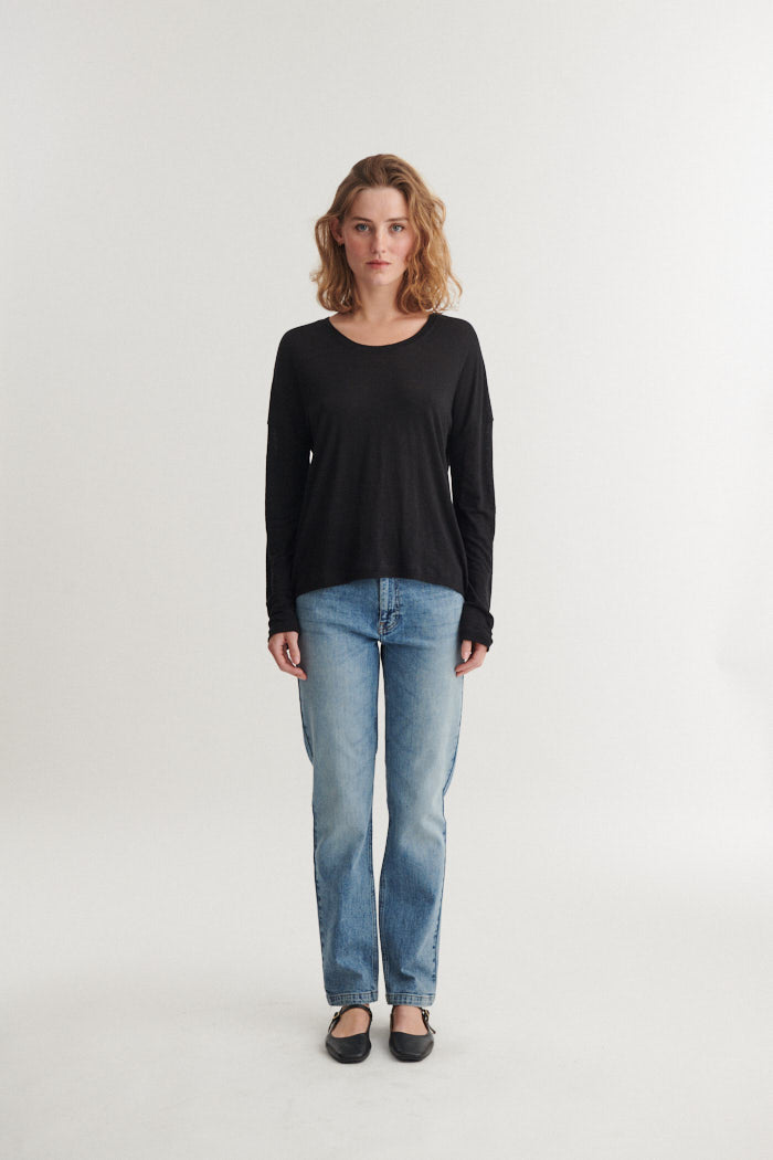 basic-apparel-ashly-ls-tee-langarmshirt-black-leinen image 4