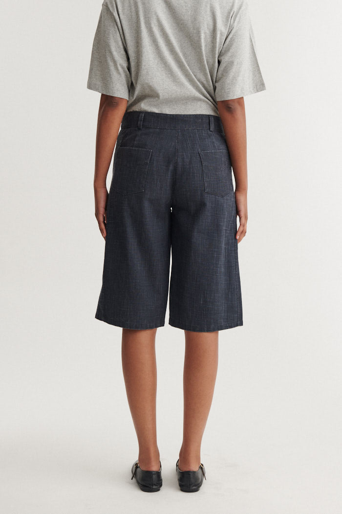basic-apparel-senia-long-shorts-asphalt-bio-baumwolle image 3