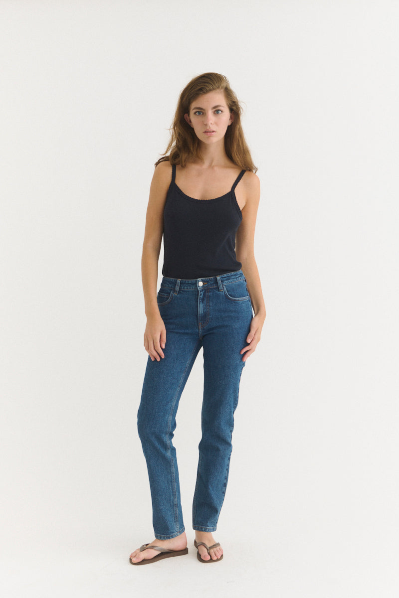 basic-apparel-arense-ba140-18-strap-top-schwarz-bio image 5