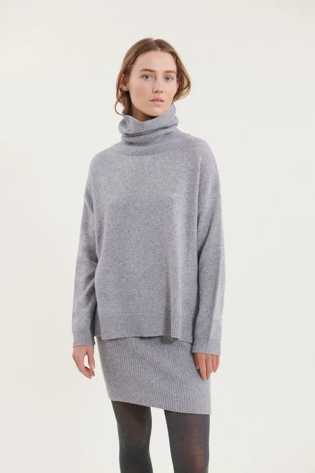 basic-apparel-lise-short-t-neck-pullover-hellgrau-meliert-lammwolle image 1