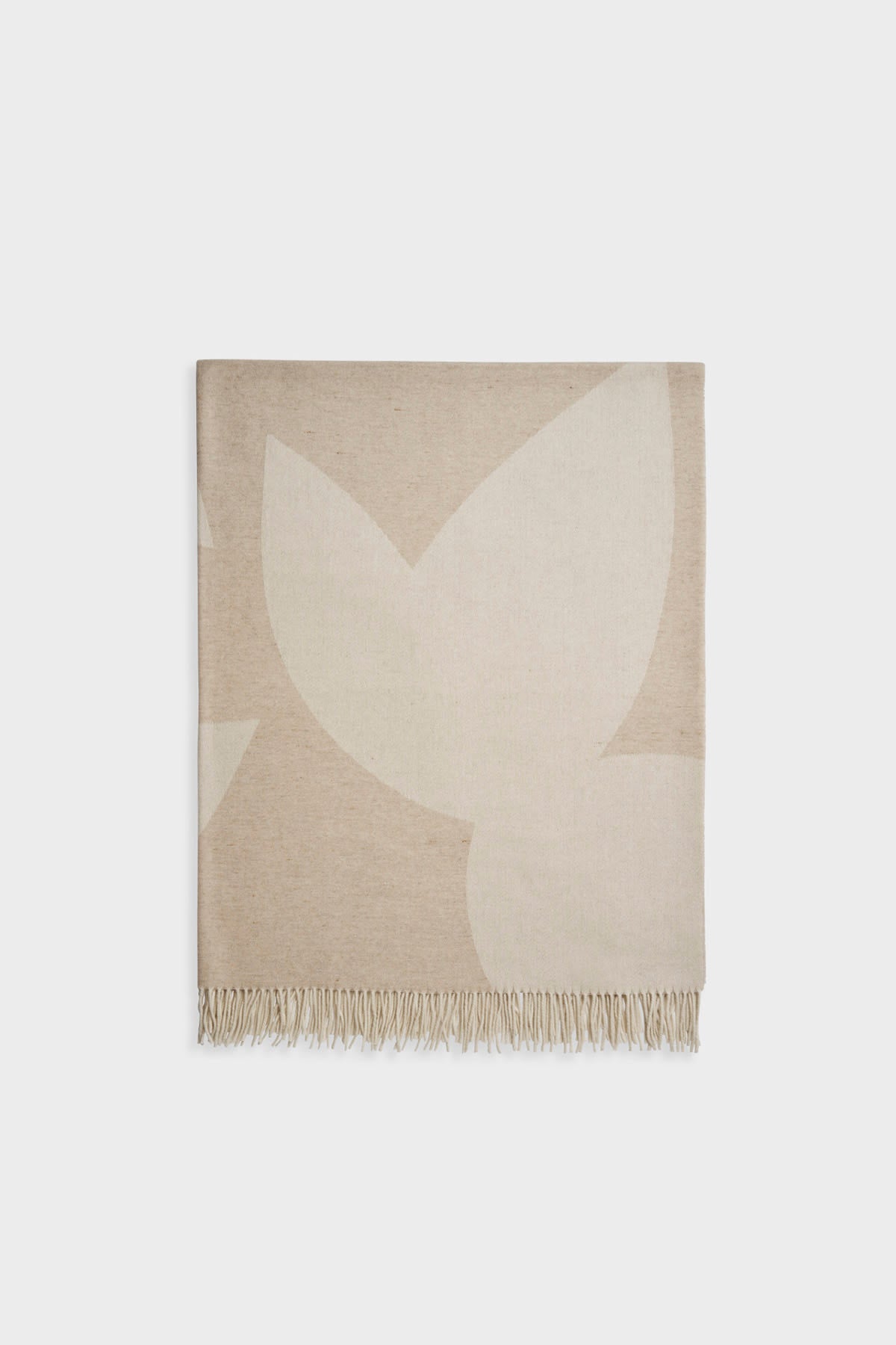care-by-me-interior-big-lotus-throw-wolldecke-braun-130x180 image 5