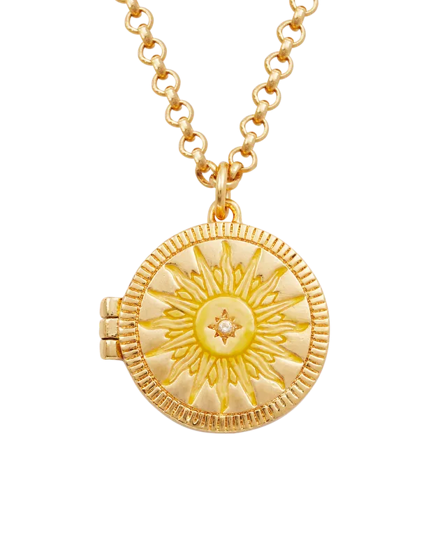 fable-england-jewellery-gold-sun-locket-halskette-gold-medaillon image 1