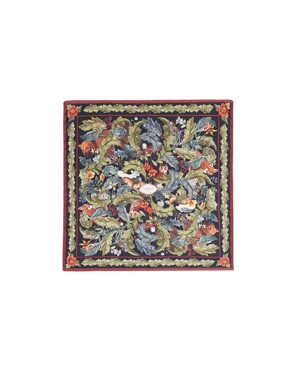 fable-england-woodland-solstice-tuch-schal-gr-n-90x90-waldmuster image 1