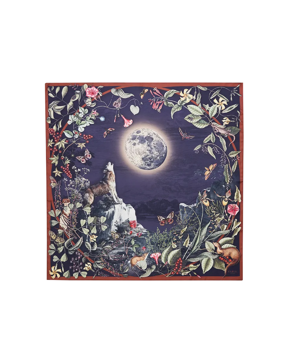 fable-england-scarves-wolf-garden-schal-navy-quadratisch image 1
