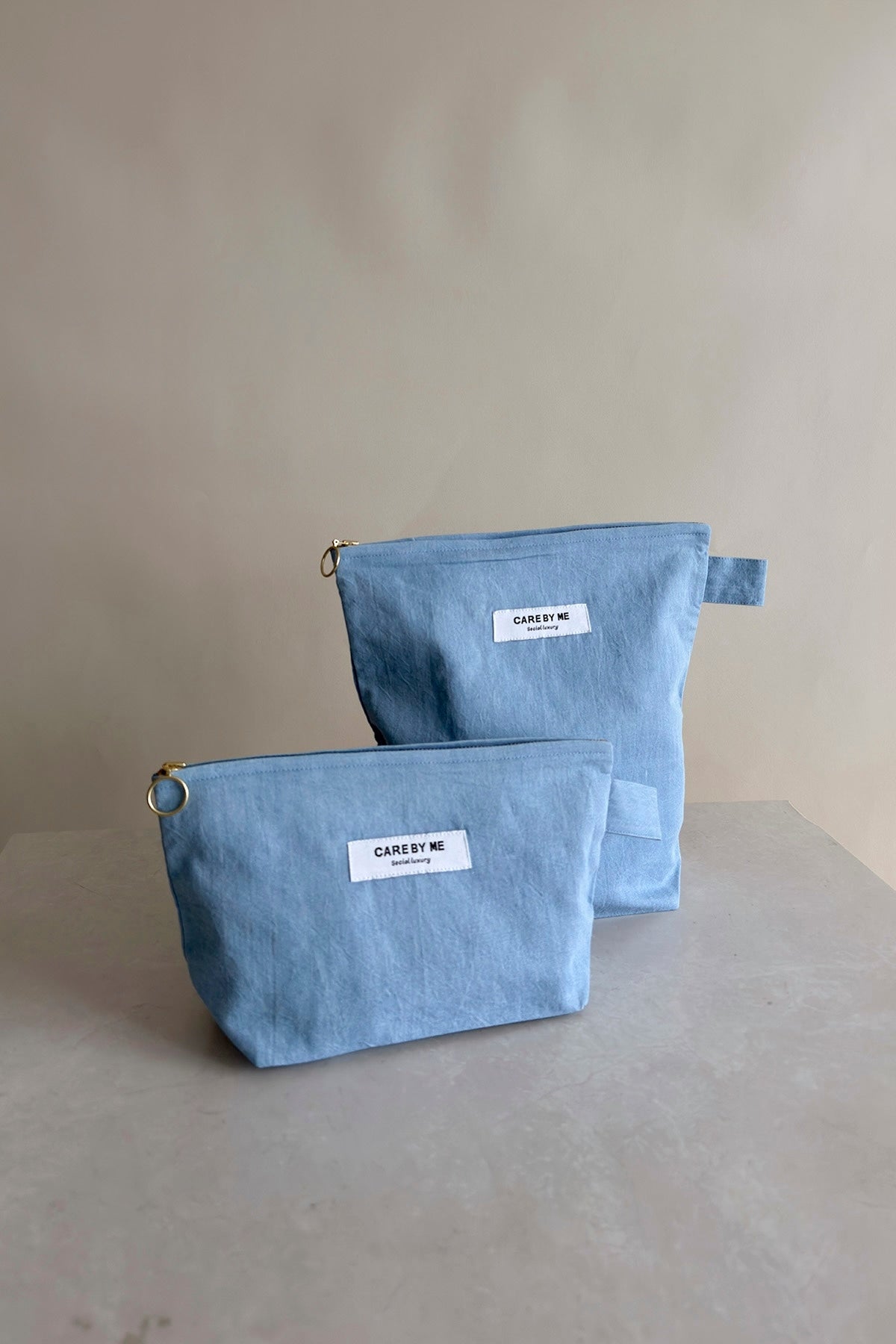 care-by-me-joy-pouch-kosmetiktasche-dunkelblau-large-bio image 1