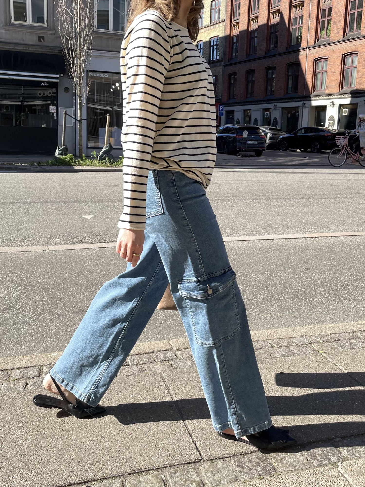 basic-apparel-enya-cargo-pants-jeans-denim-blue-bio-baumwolle image 4