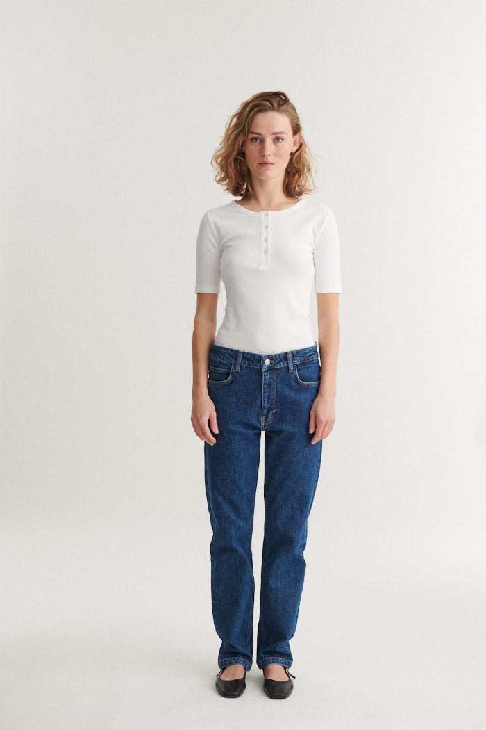 basic-apparel-ludmilla-ss-granddad-t-shirt-bright-white-bio image 5