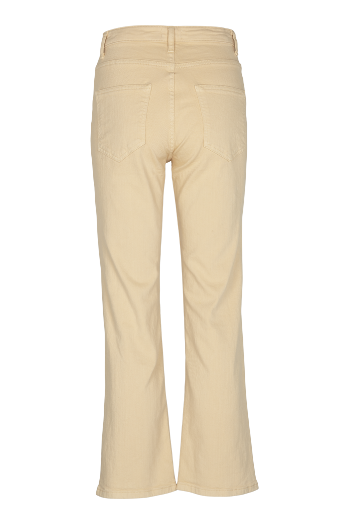basic-apparel-ellen-jeans-boulder-bio-mom-fit image 2