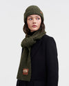 fable-england-scarves-donegal-schal-moosgr-n-meliert-strick image 2