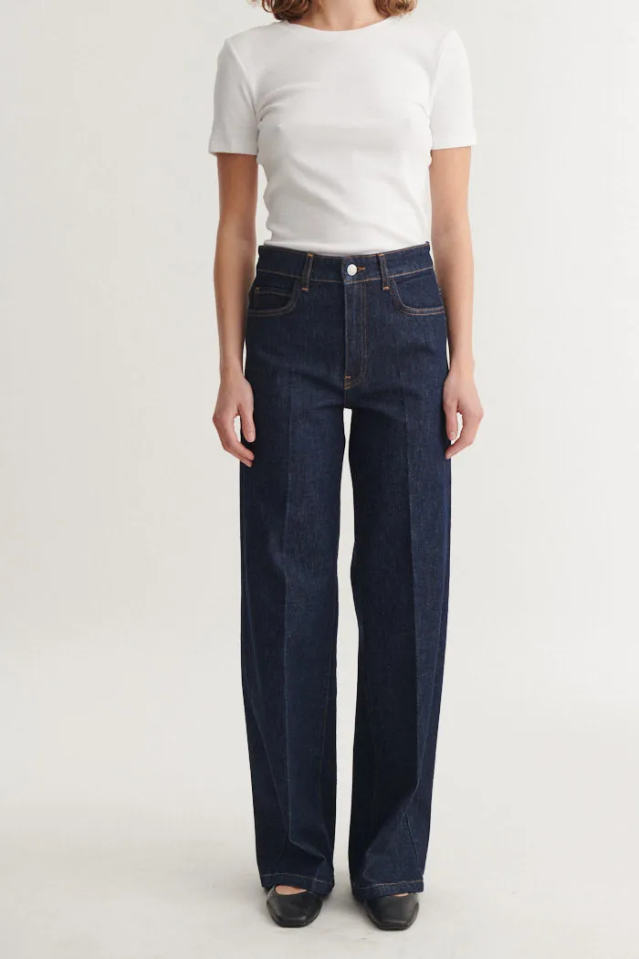 basic-apparel-enya-rinse-wash-jeans-damen-raw-denim-bio-baumwolle image 1