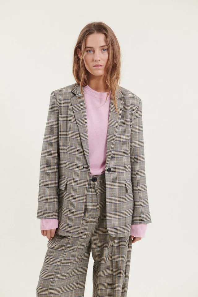 basic-apparel-marjorie-blazer-khaki-schwarz-gemustert image 1
