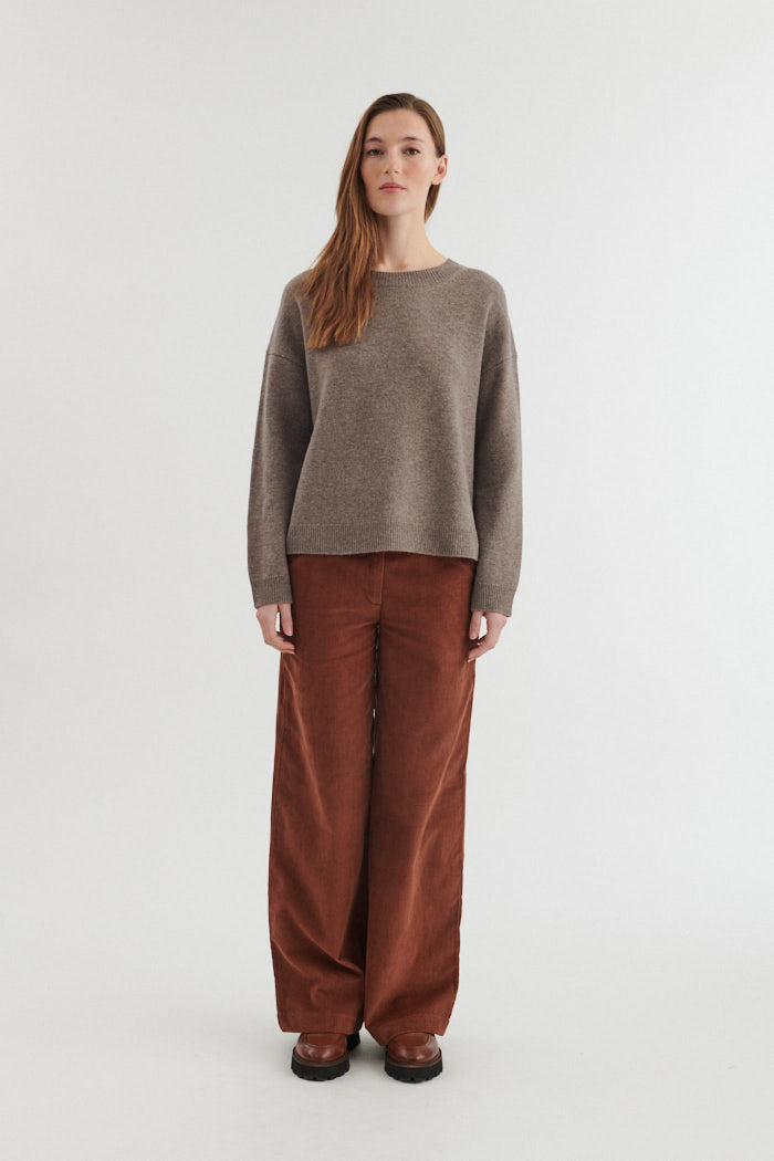 basic-apparel-liz-o-neck-pullover-portobella-merino image 5