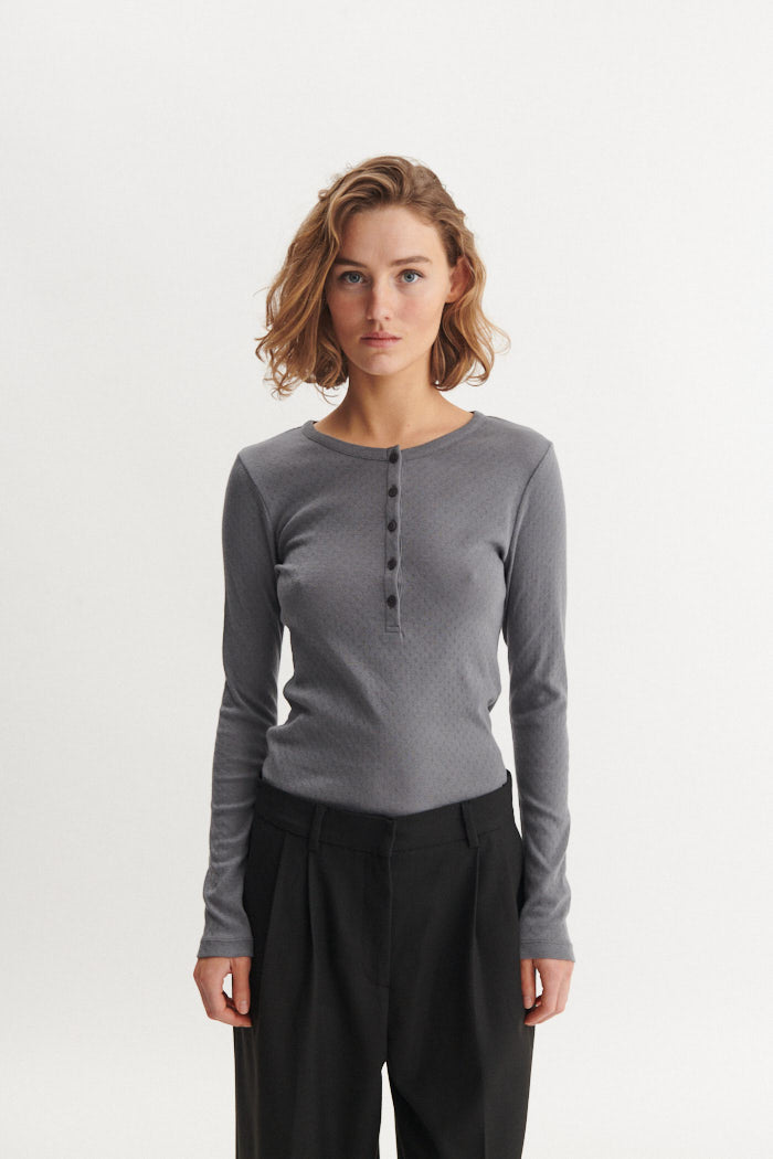basic-apparel-arense-granddad-shirt-schwarz-bio-baumwolle-slim image 2