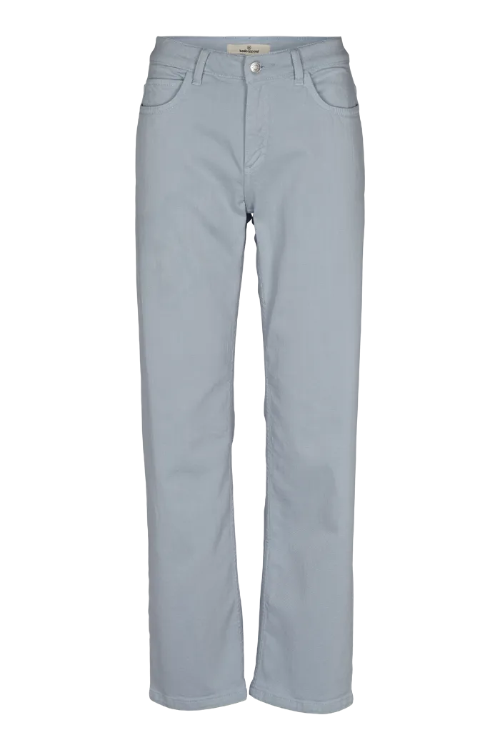 basic-apparel-elisa-jeans-ba528-05-mom-jeans-blau-bio-denim image 1