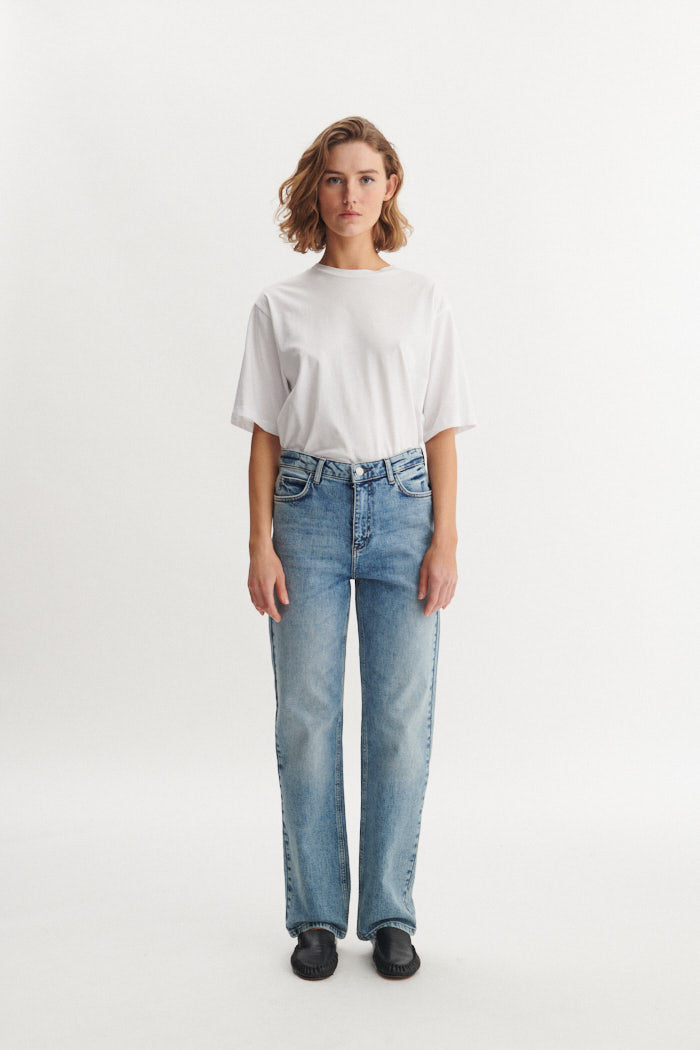 basic-apparel-raja-tee-t-shirt-wei-oversize-bio image 1