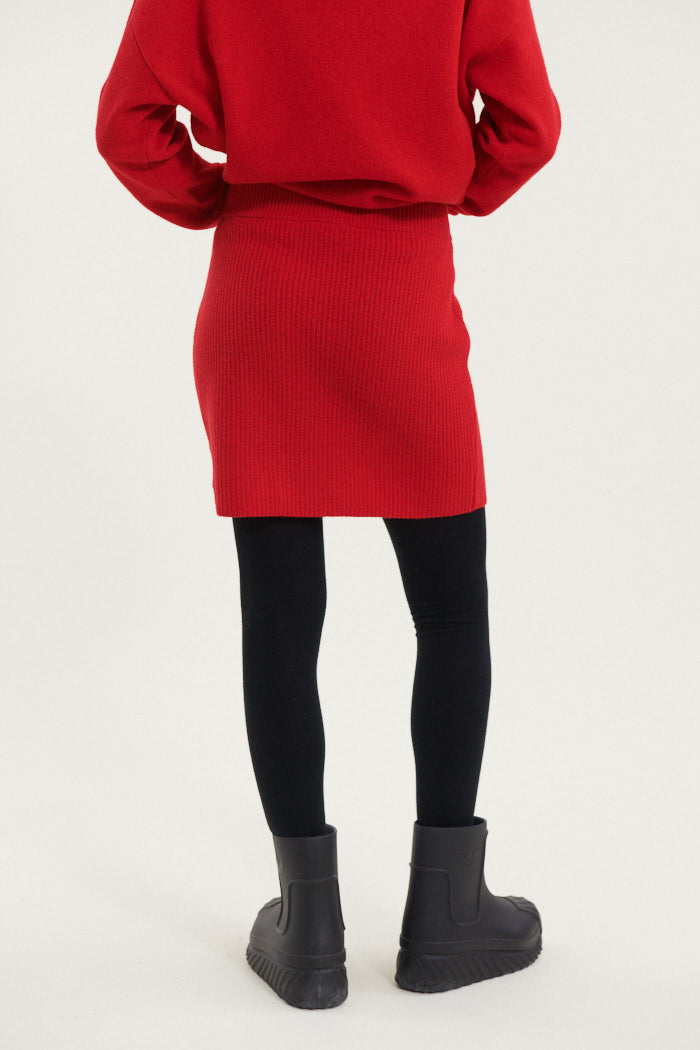basic-apparel-lise-minirock-high-risk-red-recycelte-wolle image 3